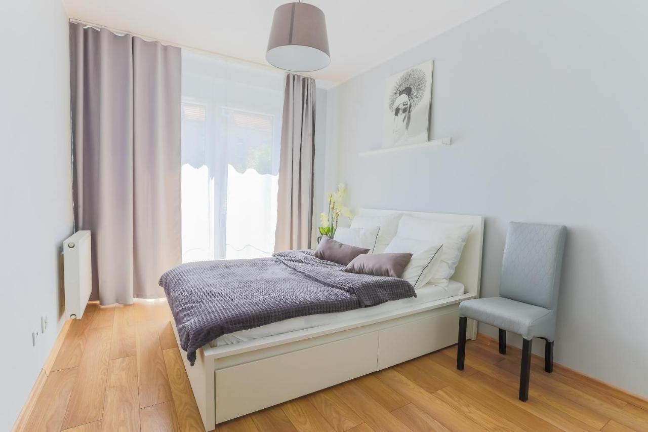 Coin Apartamenty Wrocław Extérieur photo