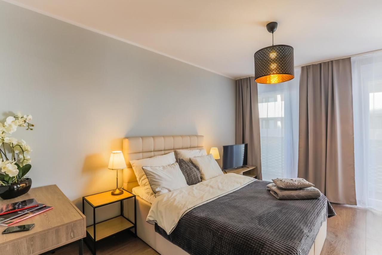 Coin Apartamenty Wrocław Extérieur photo